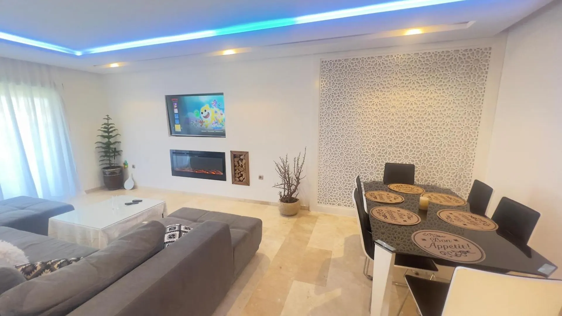 Apartment Mini-Villa Situee Dans Une Residence Prestigia A Marrakech, Avec Une Vue Sur La Piscine Et Le Golf Une Securite 24H Sur 24 Et Une Proximite Ideale De L Aeroport 5 Minutes C Est Une Offre Parfaite Pour Des Vacances Marrakesh