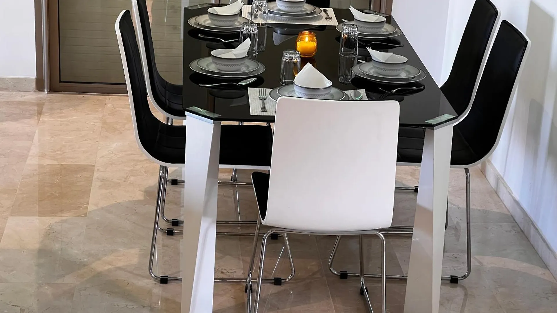 Mini-Villa Situee Dans Une Residence Prestigia A Marrakech, Avec Une Vue Sur La Piscine Et Le Golf Une Securite 24H Sur 24 Et Une Proximite Ideale De L Aeroport 5 Minutes C Est Une Offre Parfaite Pour Des Vacances Marrakesh