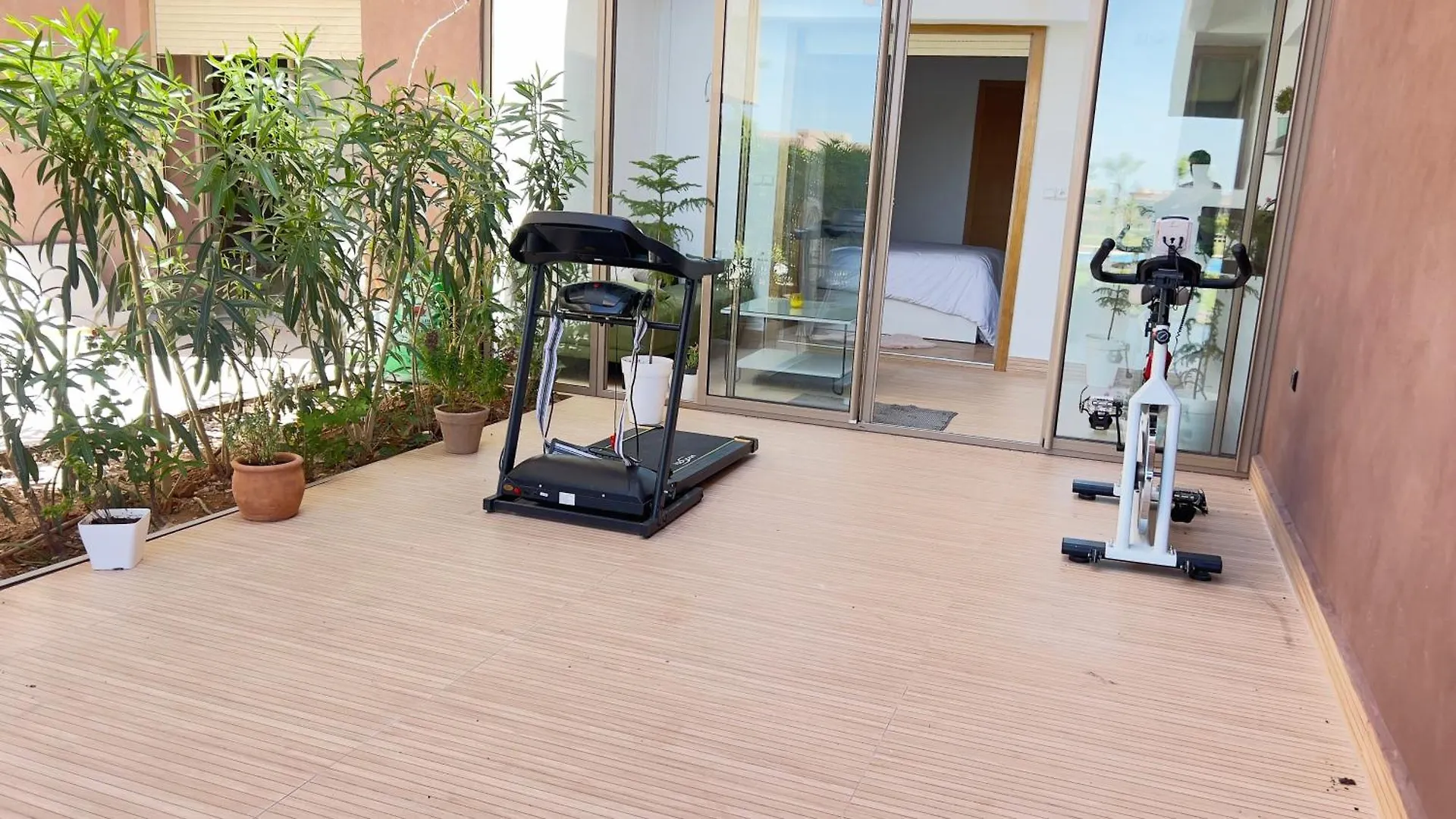 Apartment Mini-Villa Situee Dans Une Residence Prestigia A Marrakech, Avec Une Vue Sur La Piscine Et Le Golf Une Securite 24H Sur 24 Et Une Proximite Ideale De L Aeroport 5 Minutes C Est Une Offre Parfaite Pour Des Vacances Marrakesh