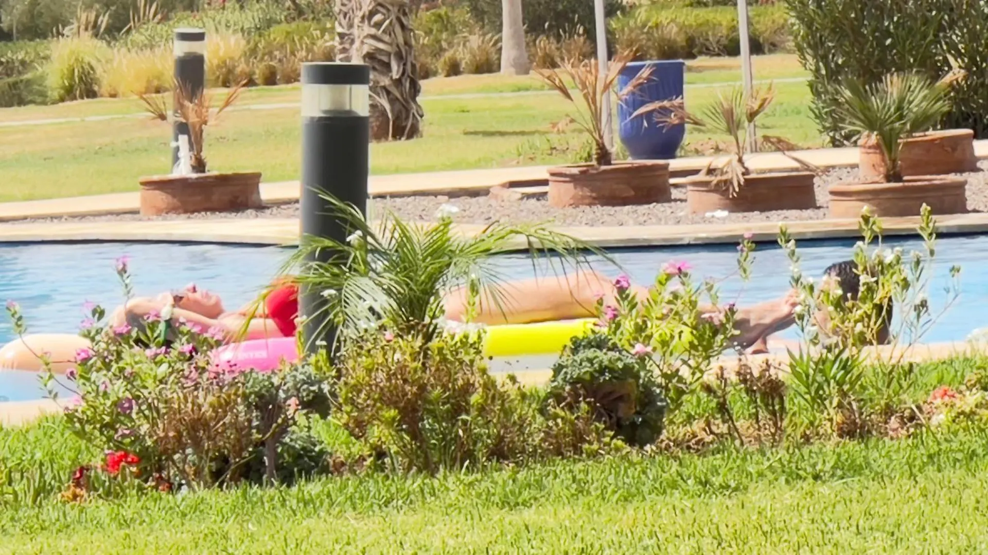 Mini-Villa Situee Dans Une Residence Prestigia A Marrakech, Avec Une Vue Sur La Piscine Et Le Golf Une Securite 24H Sur 24 Et Une Proximite Ideale De L Aeroport 5 Minutes C Est Une Offre Parfaite Pour Des Vacances Marrakesh Apartment